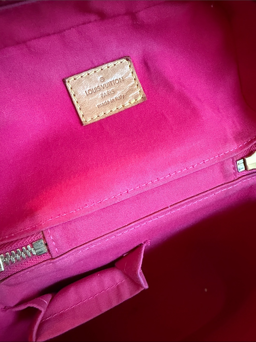 Louis Vuitton Vernis Sullivan Vertical Crossbody — Fuchsia/Hot Pink - Picture 12 of 15